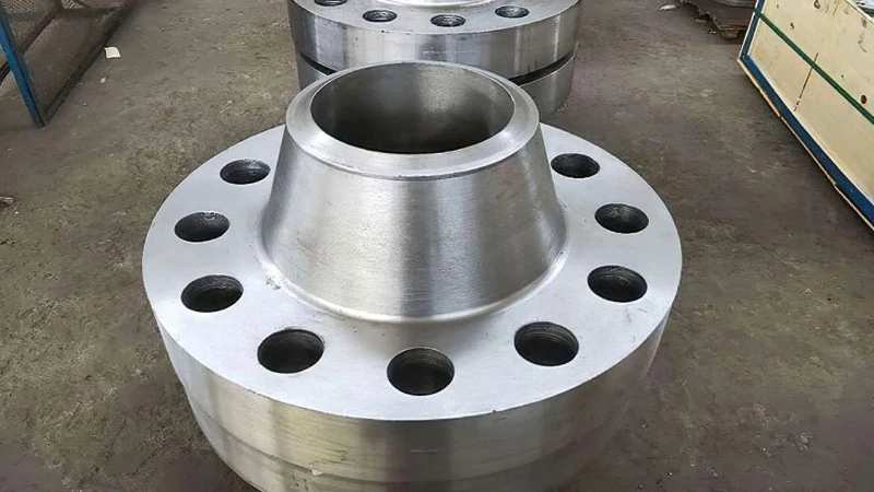 Quick opening butt welded flange