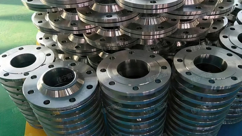Short neck flat welding flange