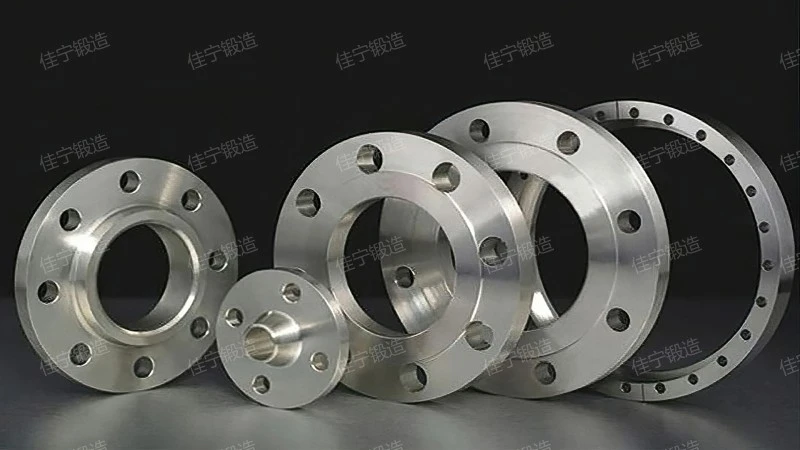 Flat welded B-type flange cover